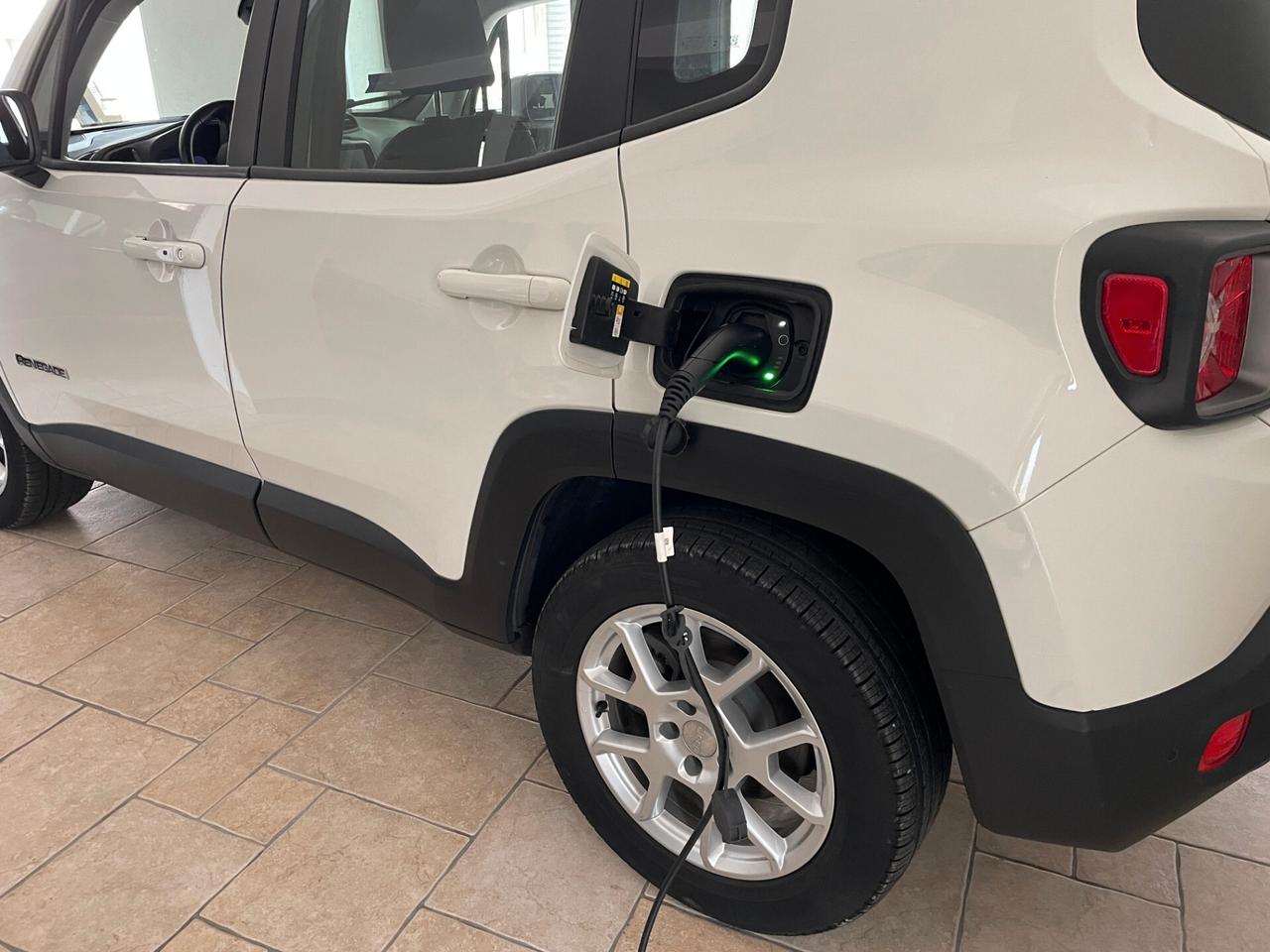 Jeep Renegade 1.3 T4 190CV PHEV 4xe AT6 Limited