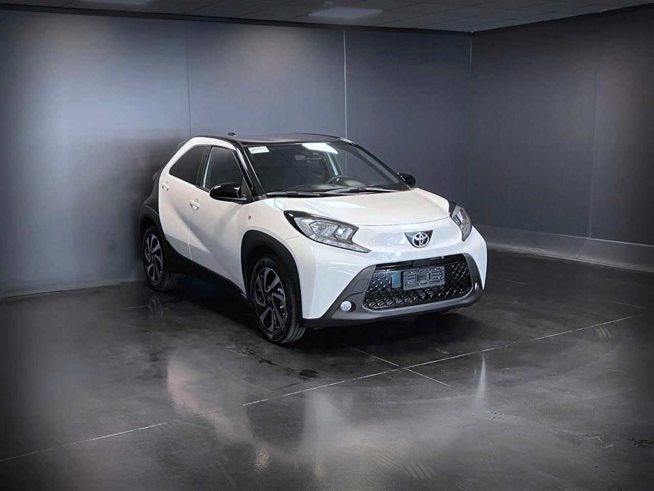 TOYOTA AYGO X 1.0 VVT-I 72 CV 5 PORTE TREND KM0