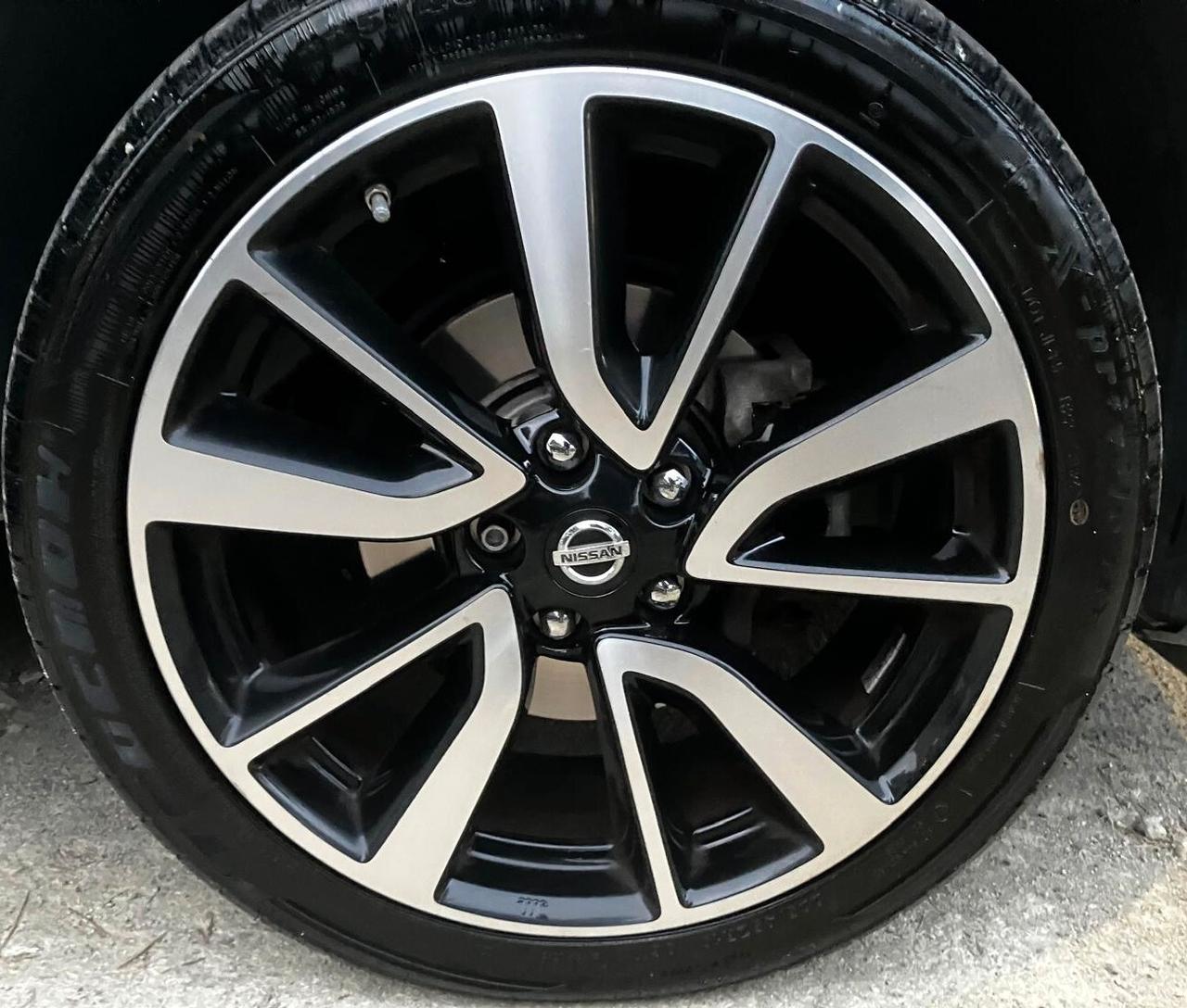 Nissan Qashqai 1.5 dCi Tekna unipro service certificato