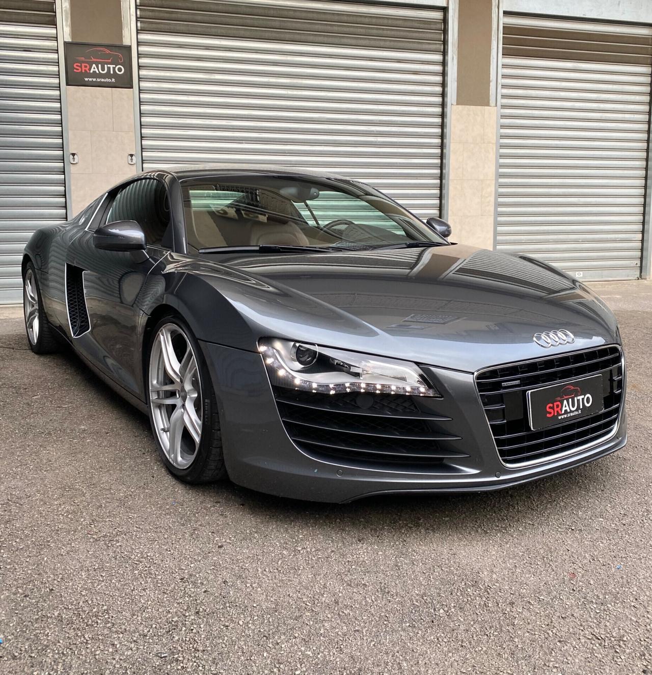 Audi R8 4.2 V8 FSI 420cv quattro R-tronic