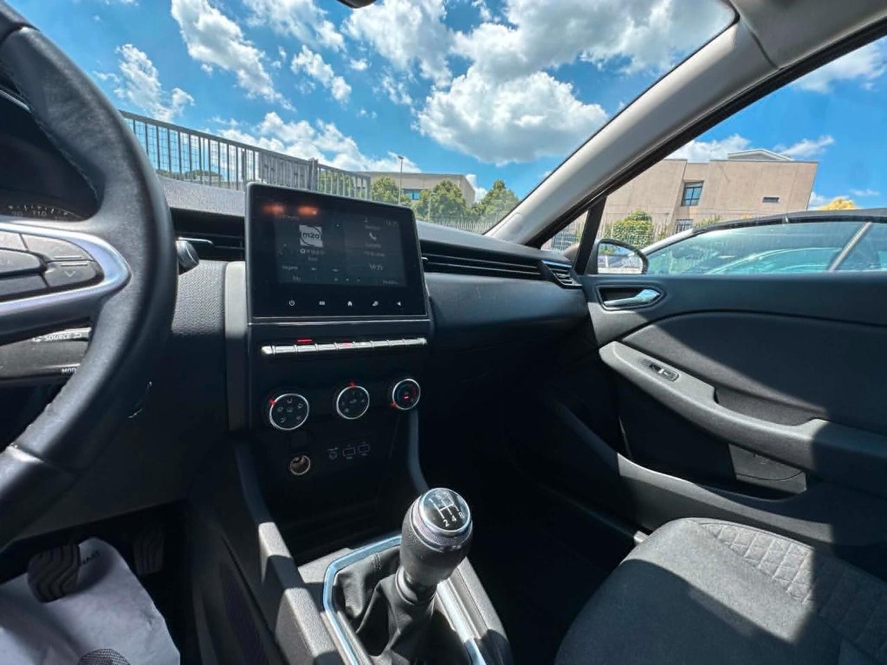 Renault Clio TCe 100 CV 5 porte Intens