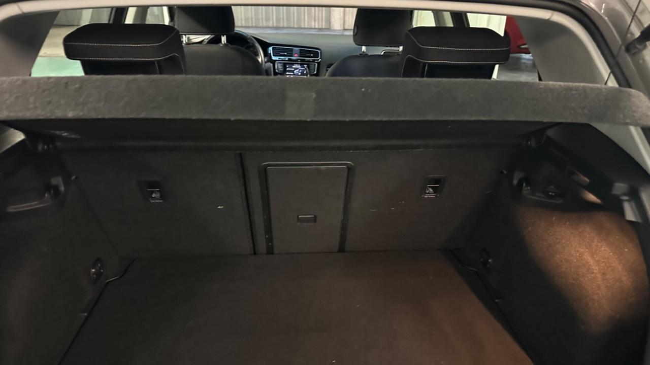 Volkswagen Golf 2.0 TDI 5p. Highline BlueMotion.o.k. neopatentati