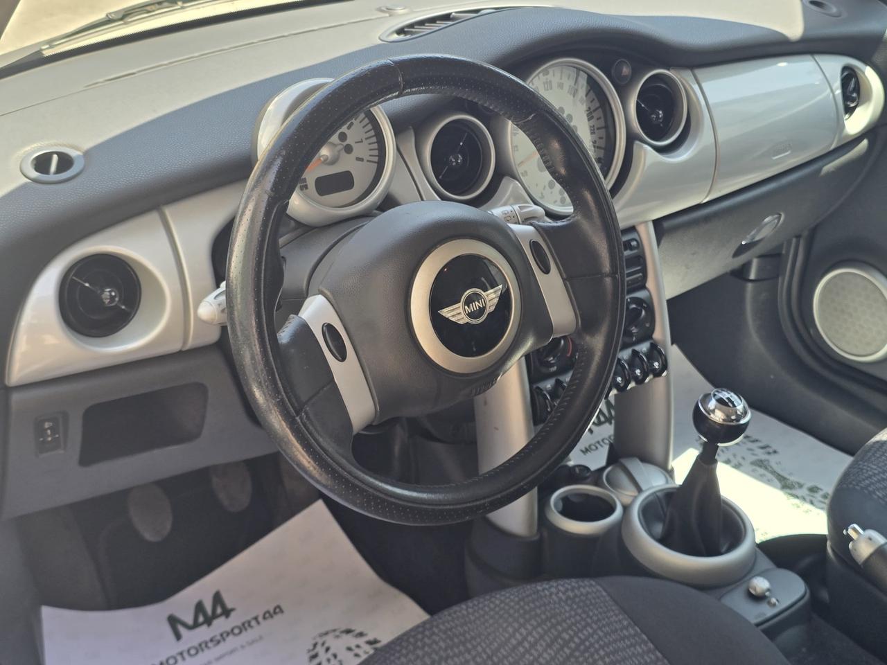 Mini 1.6 16V Cooper R50