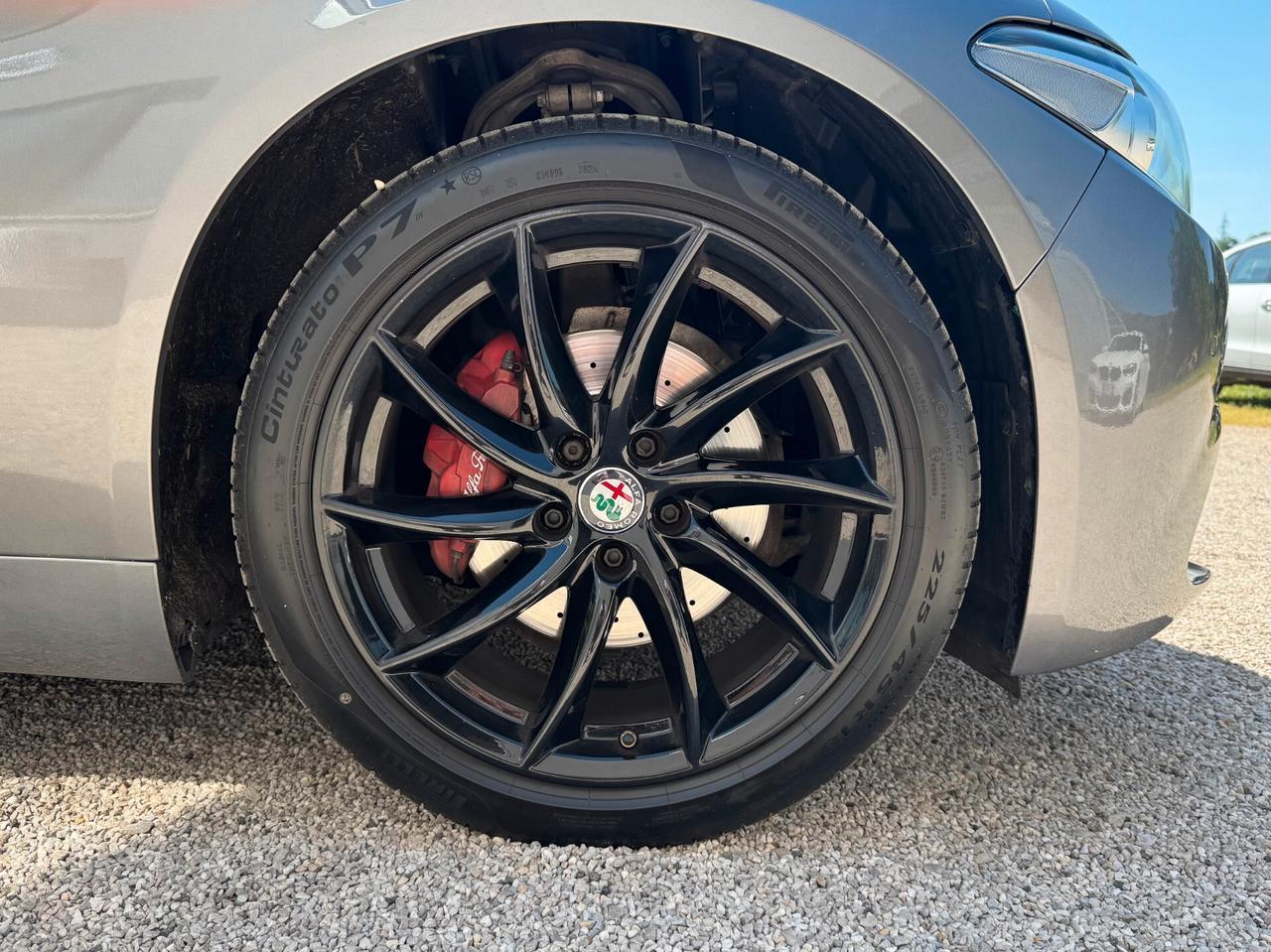 Alfa Romeo Giulia 2.2 Executive 160cv AT8 | PREZZO PROMO