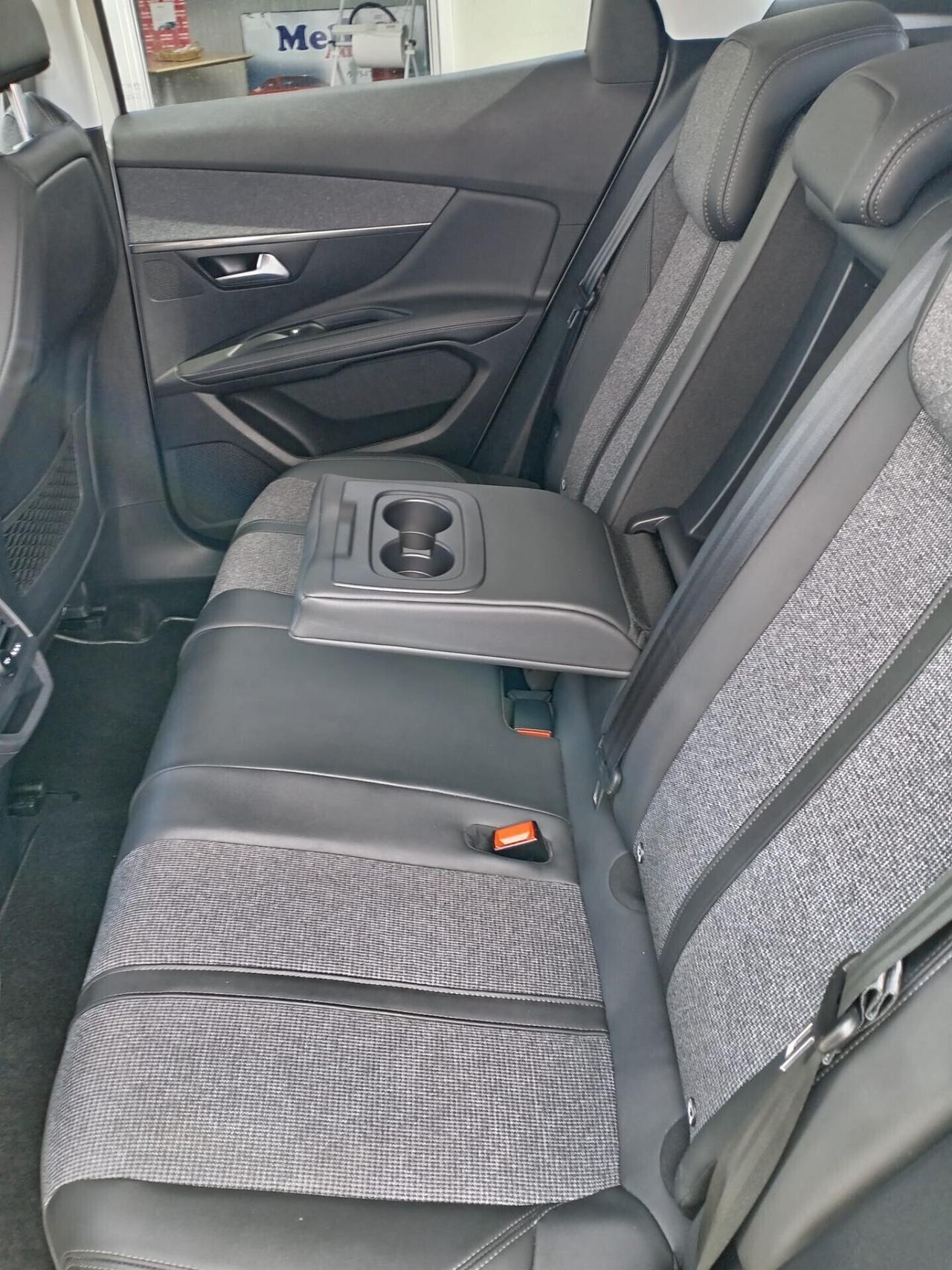 PEUGEOT 3008 DIESEL 1.5 HDI