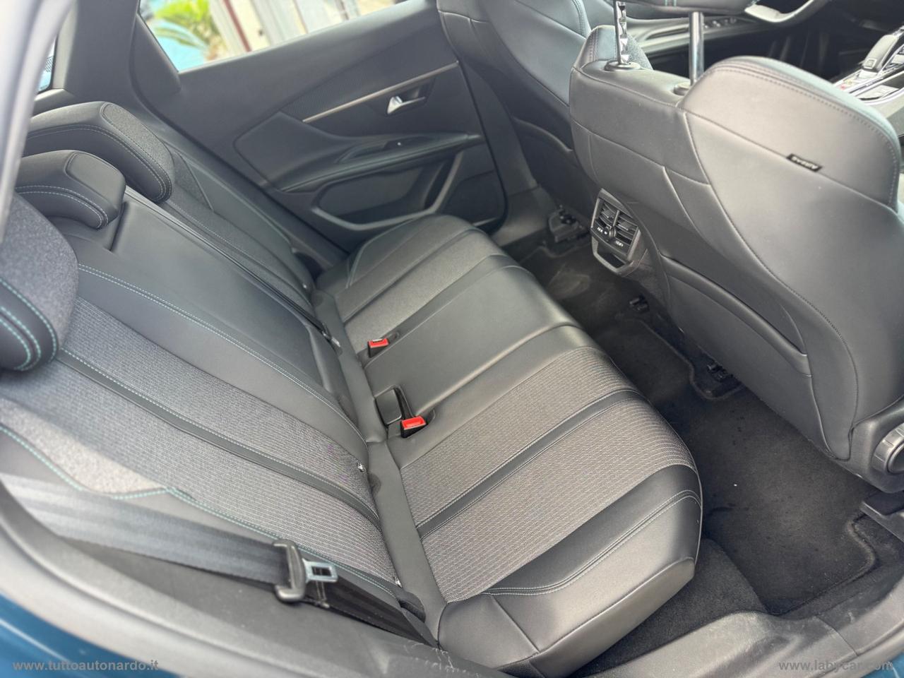 PEUGEOT 3008 BlueHDi 130 S&S EAT8 GT