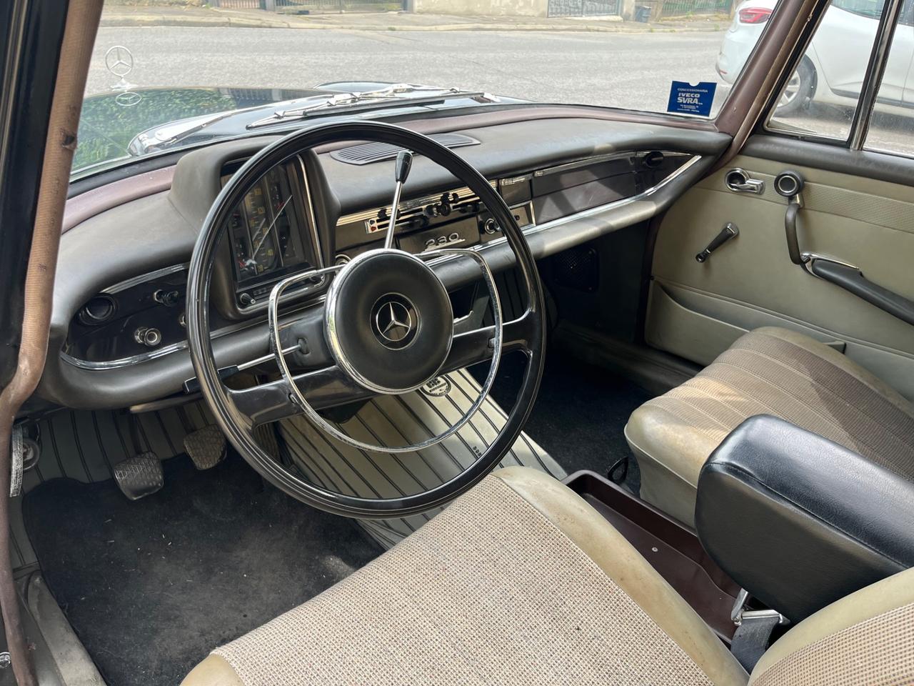 Mercedes benz 230 W110 Codine 6 cilindri