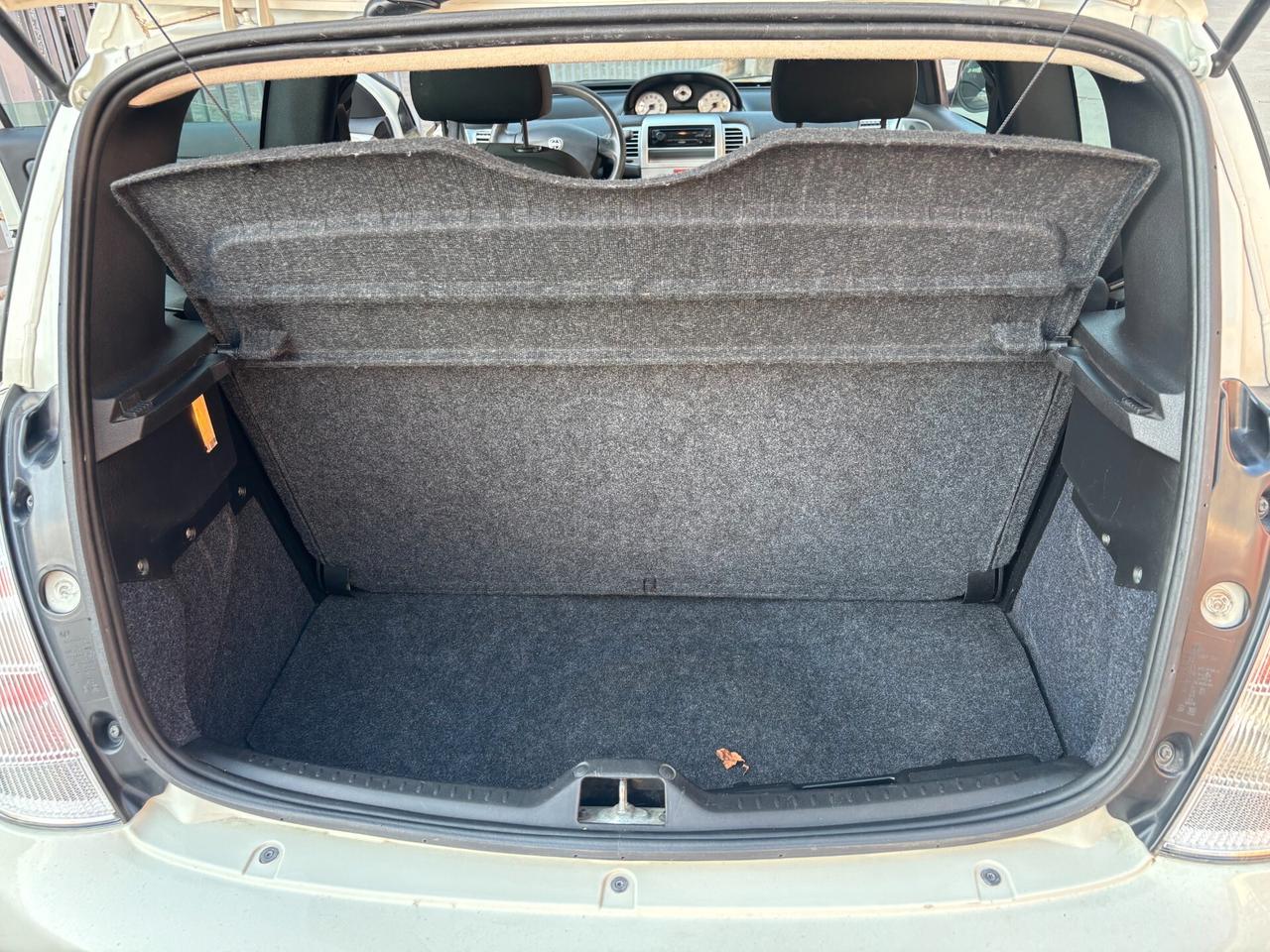 Lancia Ypsilon 1.2 69 CV Platino