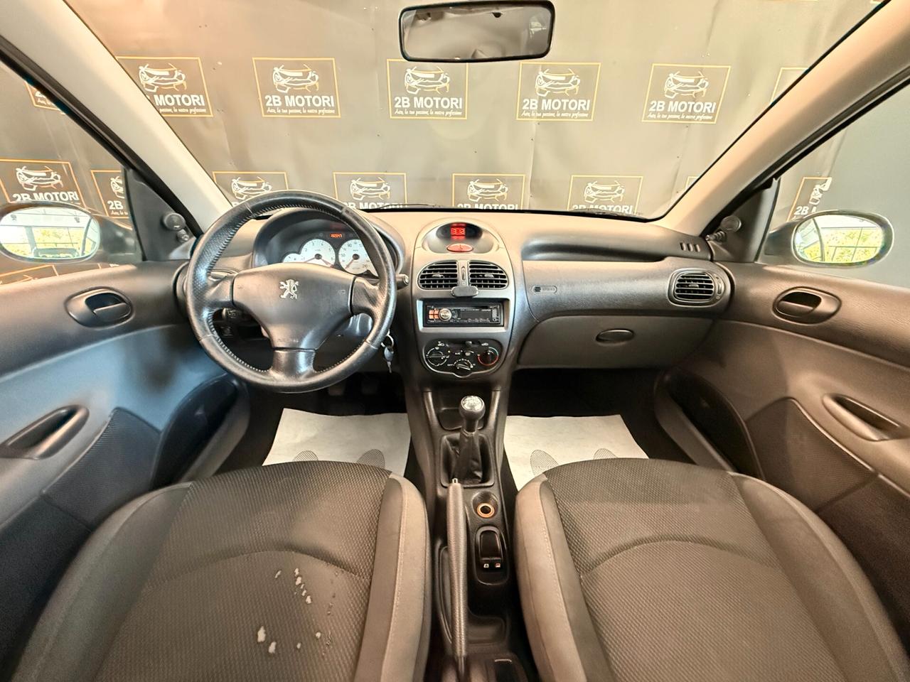 Peugeot 206 1.4 3p. Enfant Terrible