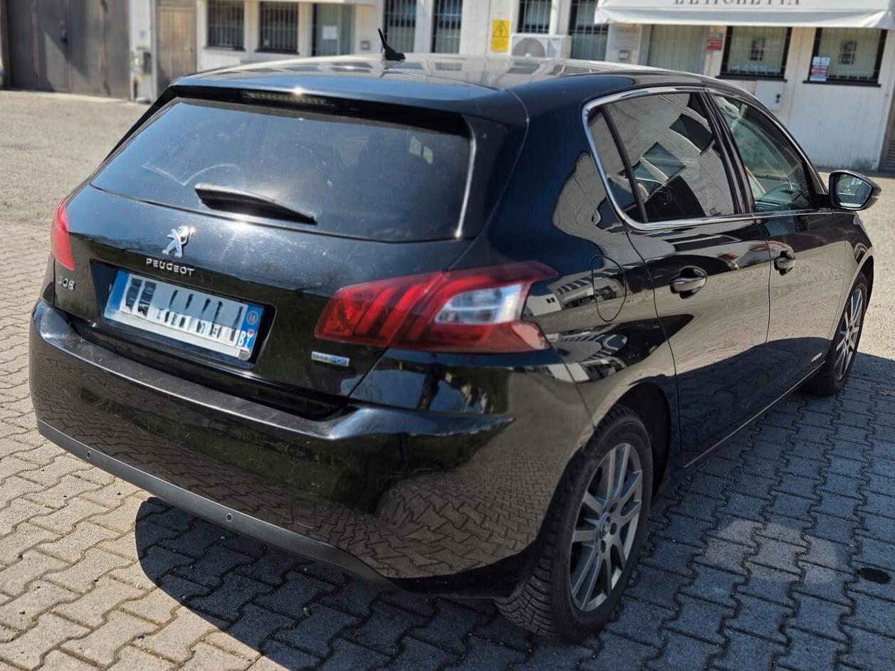 Peugeot 308 BlueHDi 120 S&S Allure