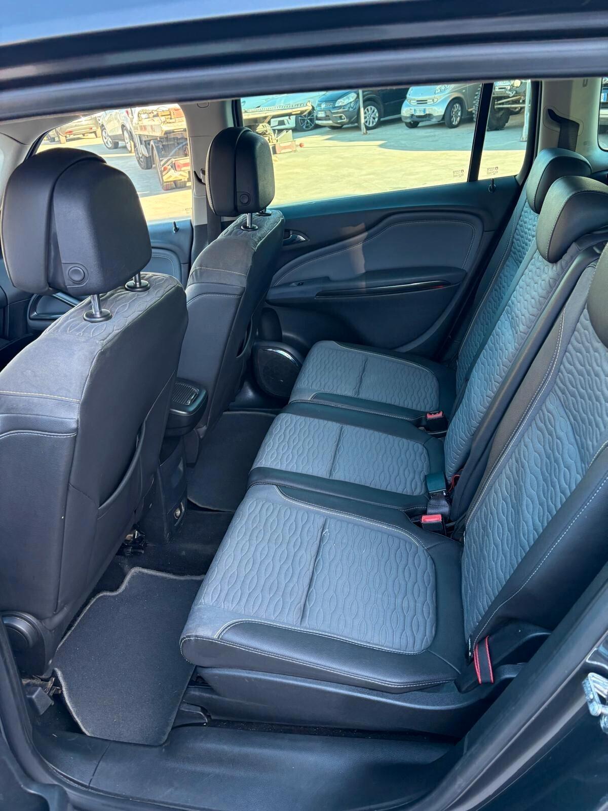 Opel Zafira Tourer 1.4 Turbo GPL 140CV 7 POSTI