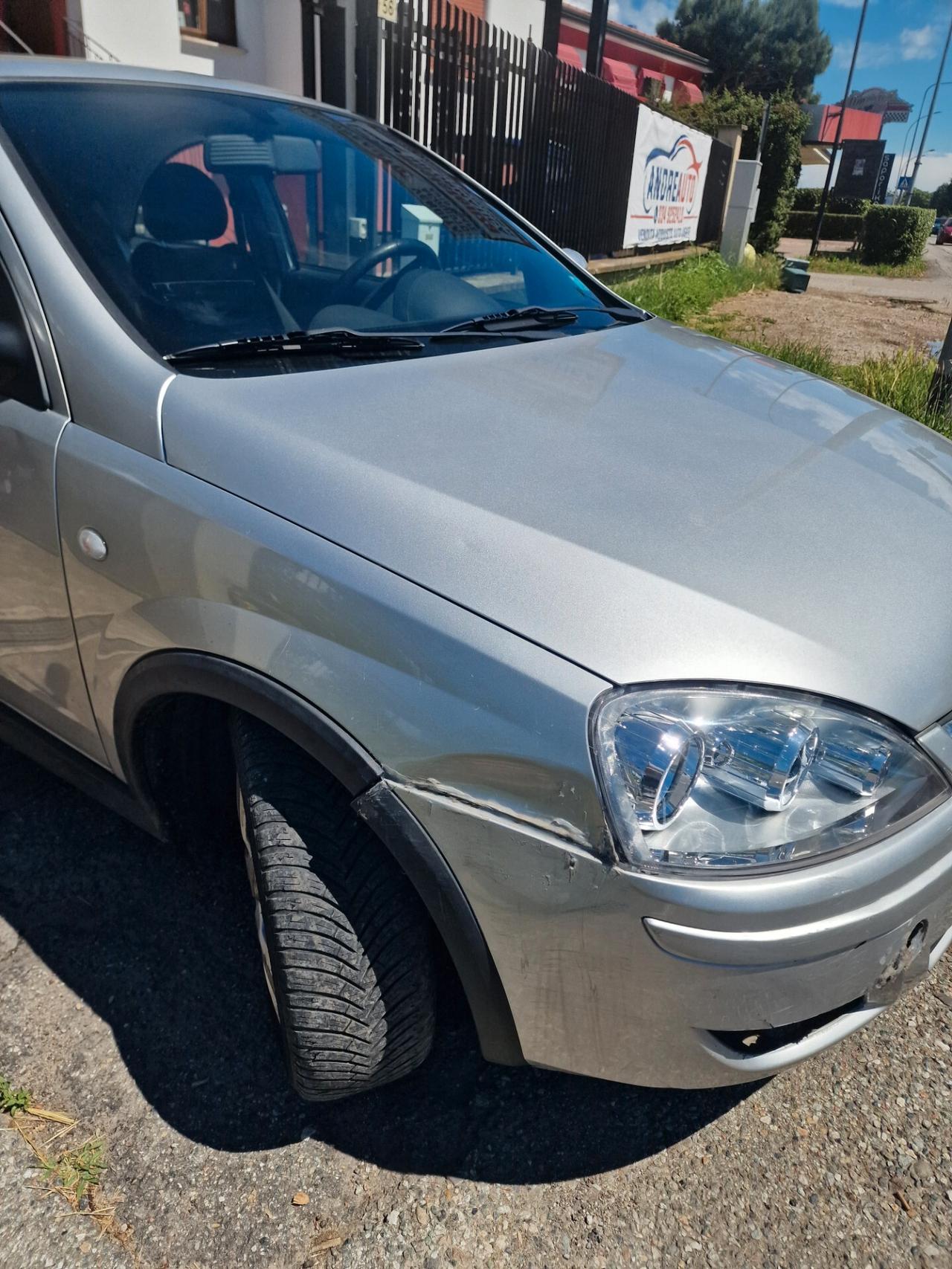 Opel Corsa 1.2i 16V cat 3 porte Sport
