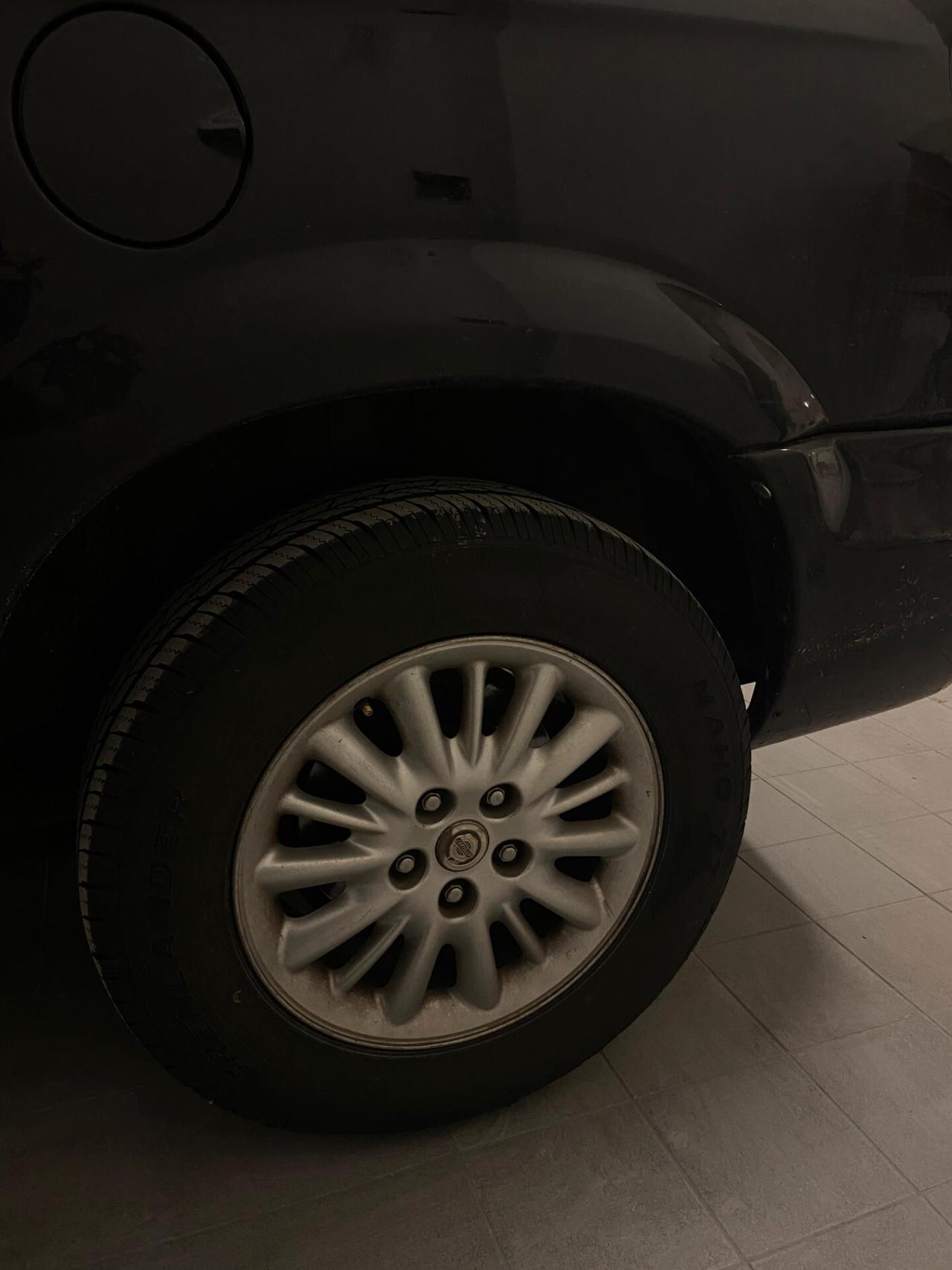 Chrysler Voyager Grand 2.8 CRD cat Limited Auto