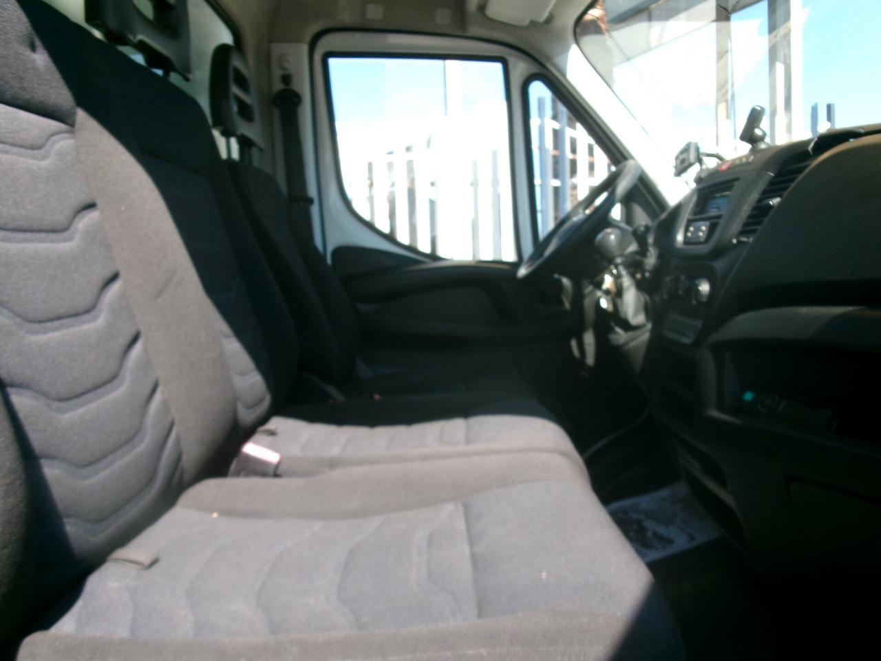 Iveco Daily 35C15 3000 150CV E6 FRIGO FRCX 05/2027 6 PEDANE **115000 KM**