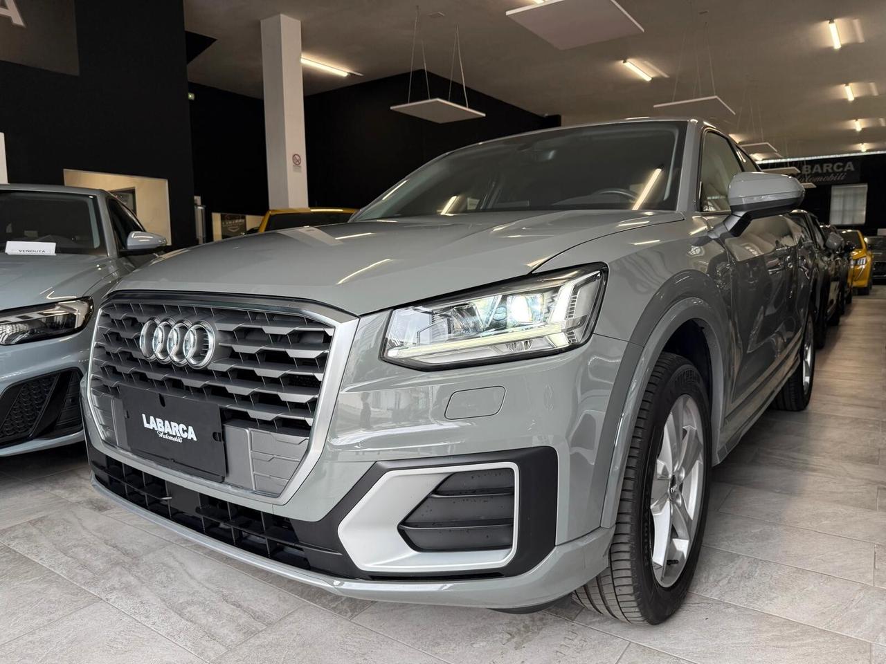 Audi Q2 30 TFSI Business Design