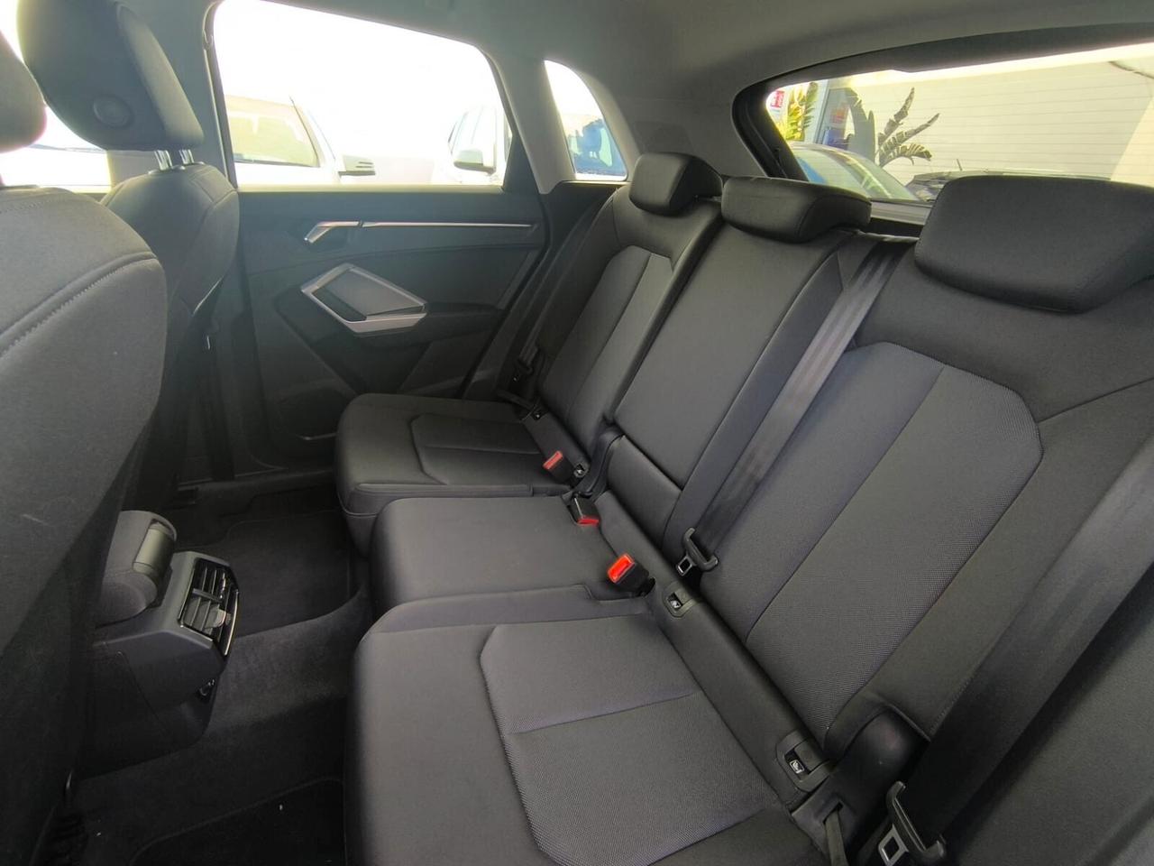 Audi Q3 35 TDI S tronic Business Advanced 2021