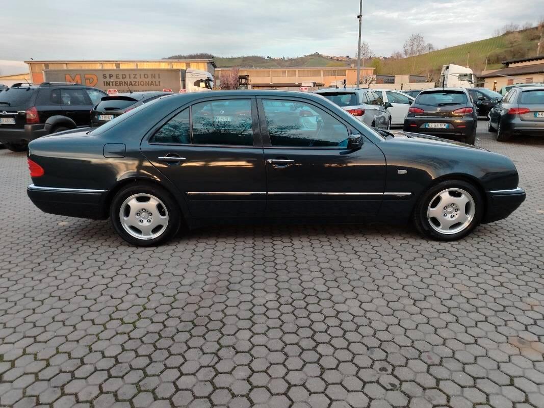 Mercedes Classe E 200 Avantgarde