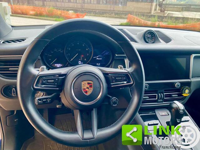 PORSCHE Macan 2.0