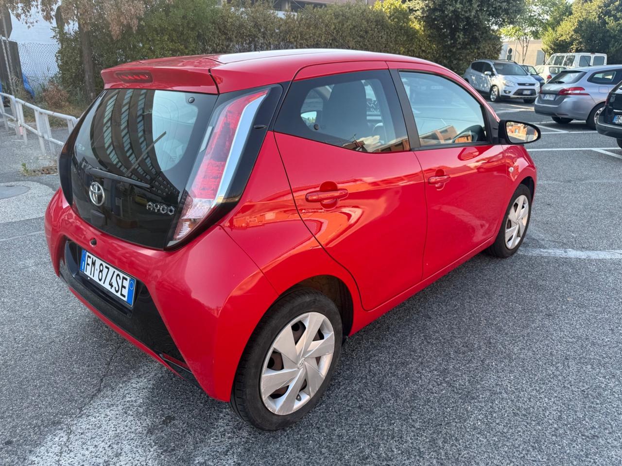 Toyota Aygo 1.0 VVT-i 69 CV 5 porte x-business