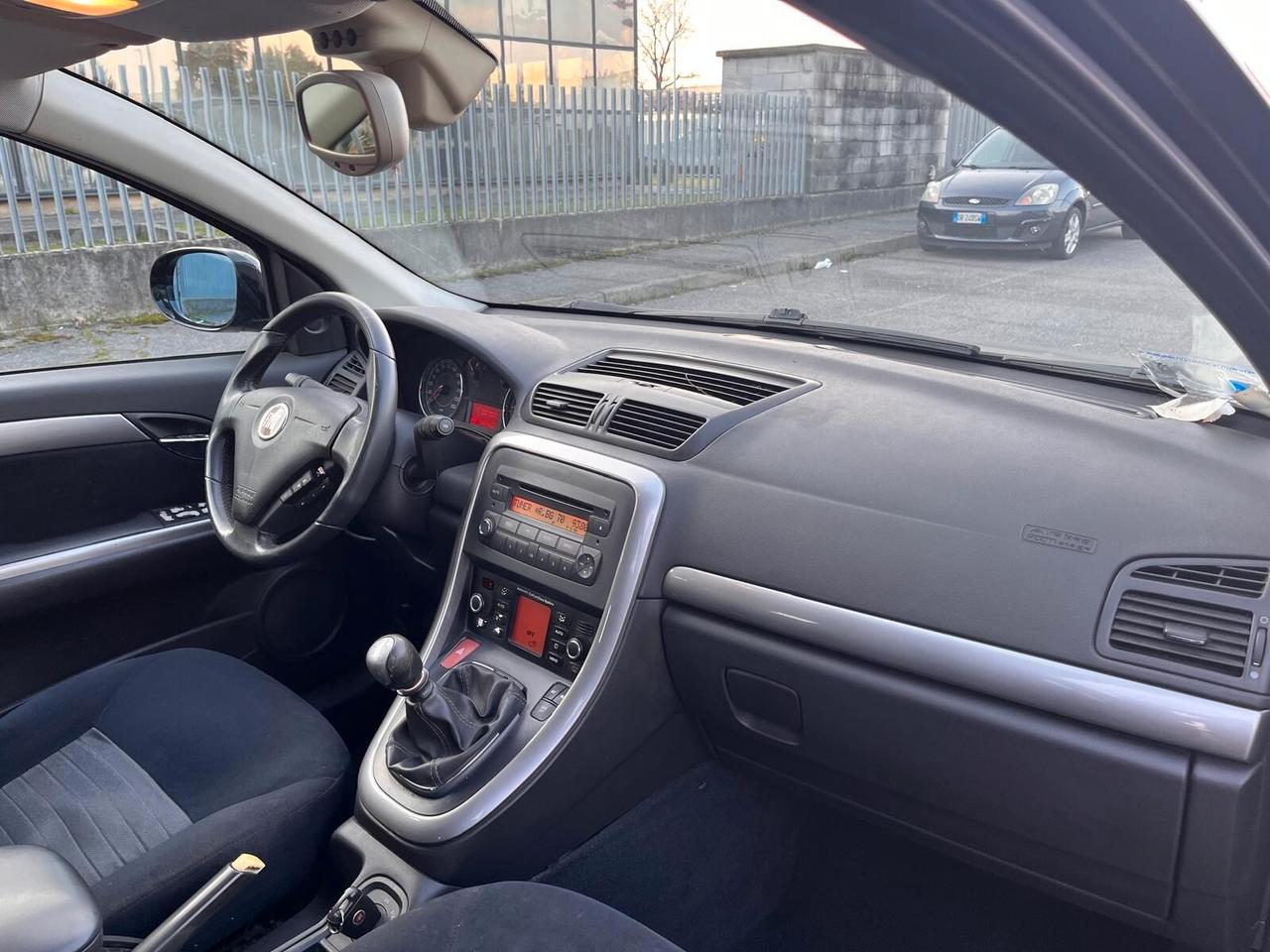 Fiat Croma 1.9 Multijet 16V Must