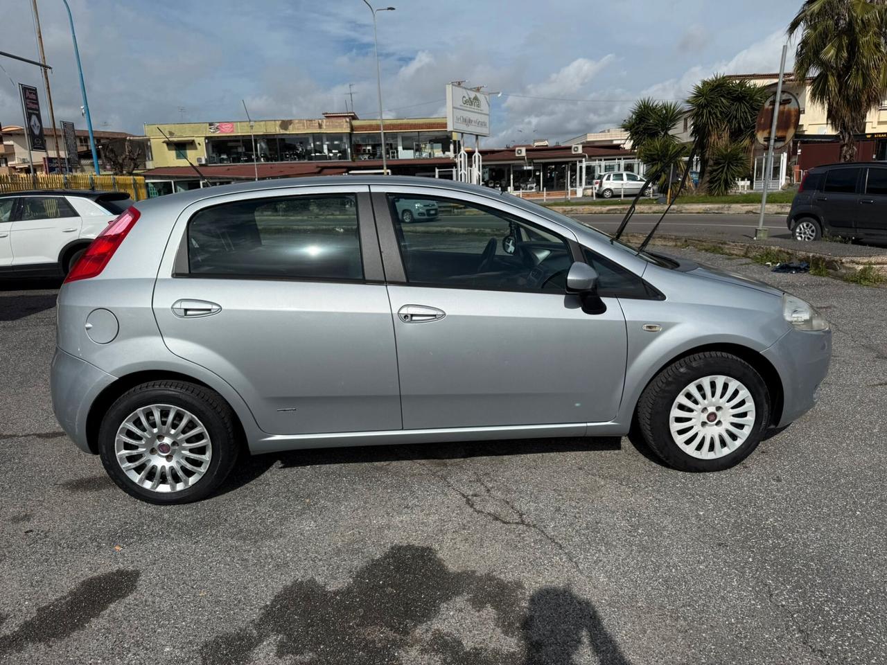 FIAT GRANDE PUNTO 5PORTE 1.2BENZINA 65CV 130MILAKM