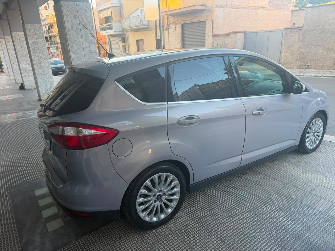 Ford C-Max 1.6 TDCi 115CV Titanium
