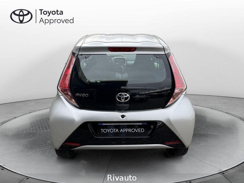 Toyota Aygo 1.0 VVT-i x-play TSS
