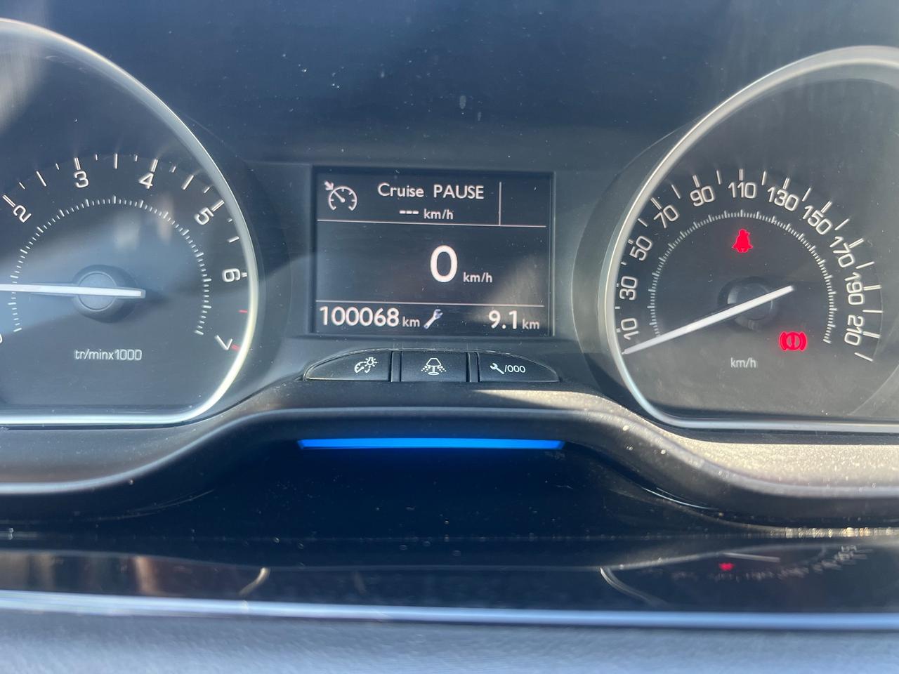 Peugeot 208 1.2 VTi 82 CV 3 porte Allure