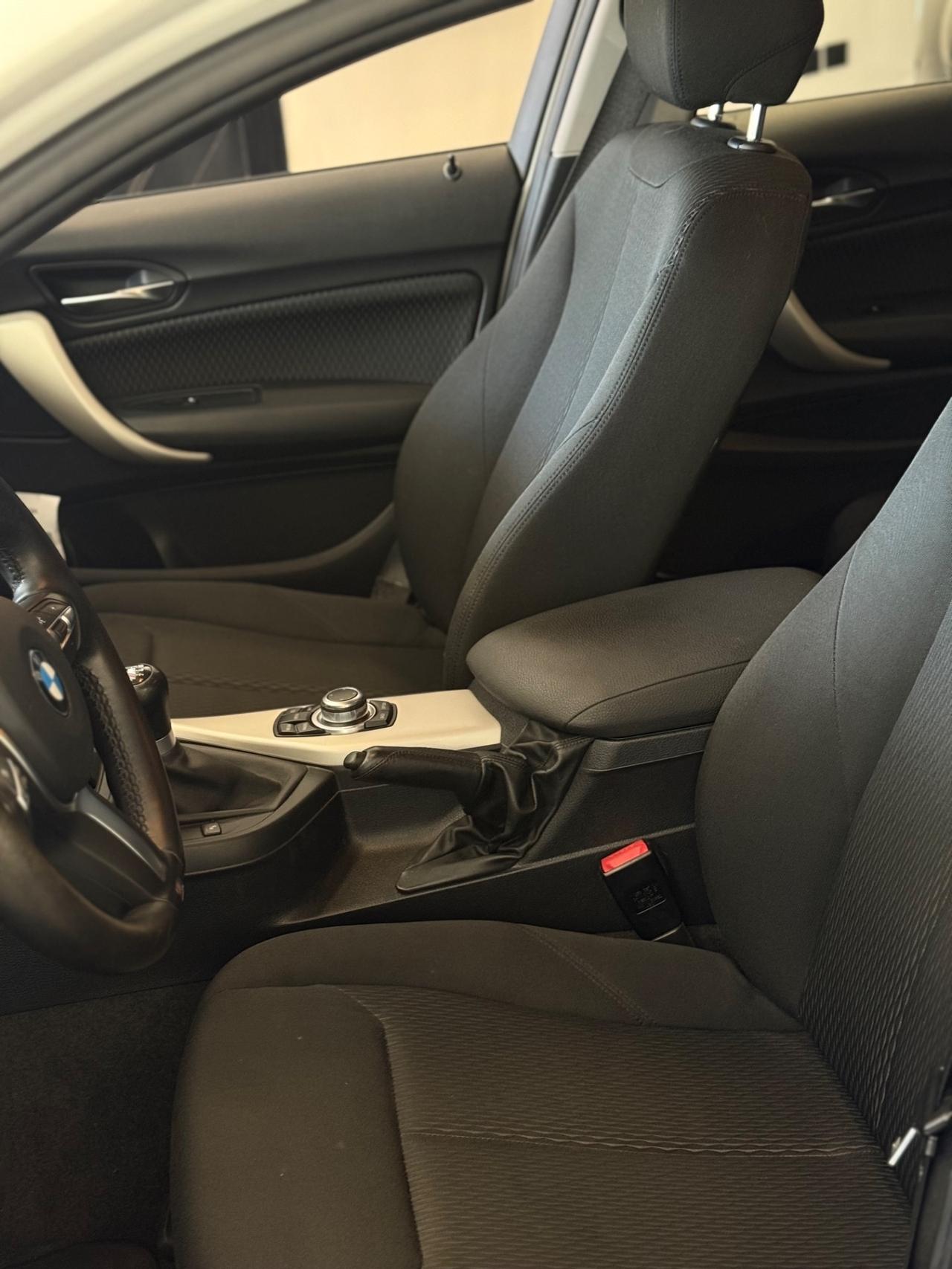 Bmw 116 116d 5p. Business
