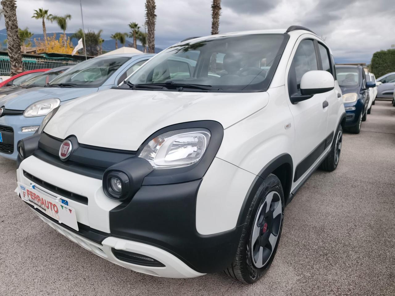 FIAT PANDA HYBRID CITY CROSS