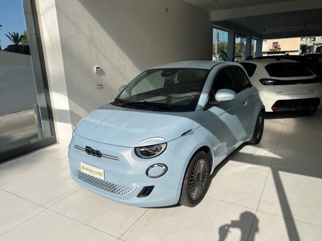 FIAT 500e 3+1 42 kWh Passion tua da ?149,00 mensili