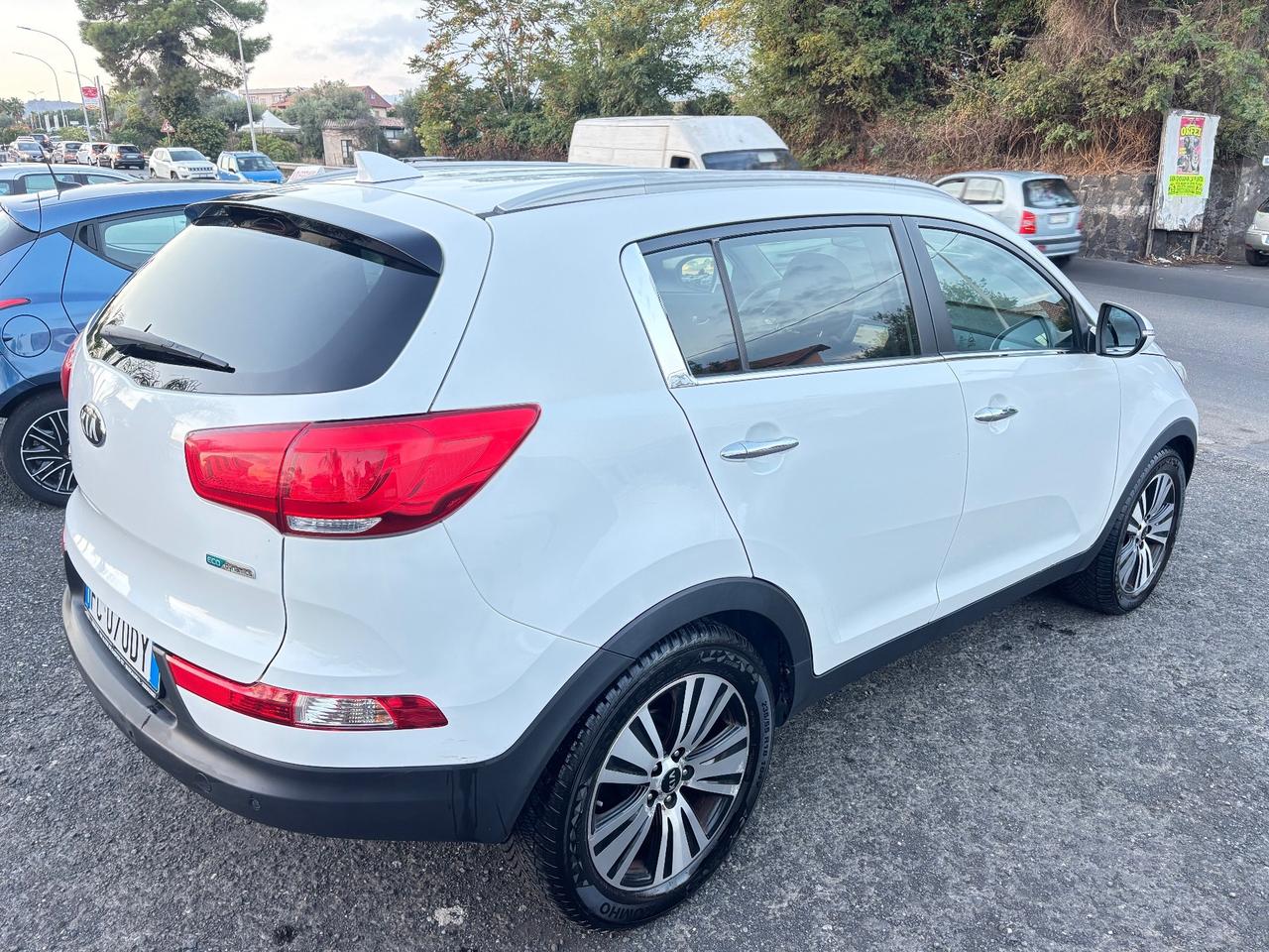 Kia Sportage 1.7 CRDI VGT 2WD high tech