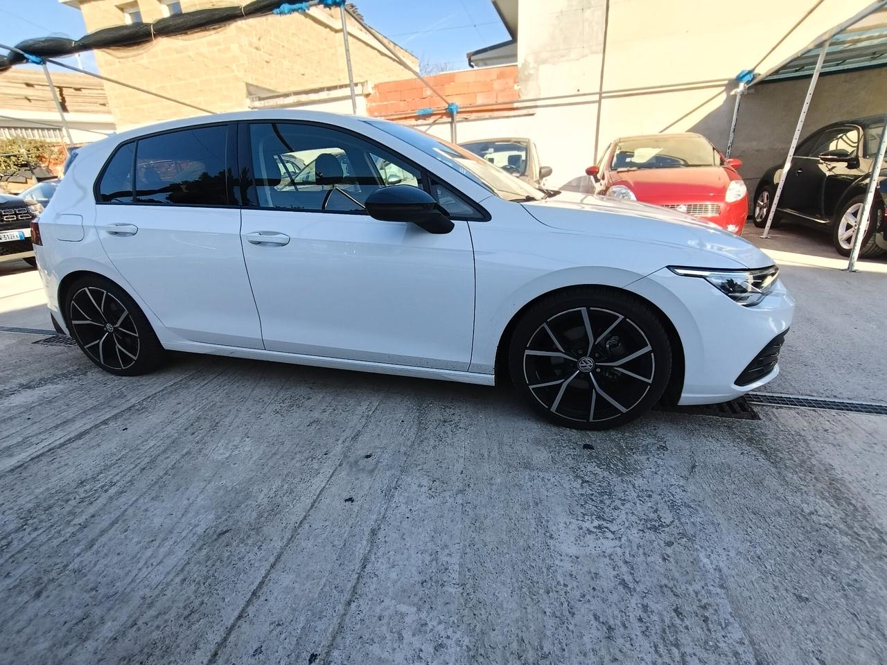 Volkswagen Golf 1.5 eTSI 150 CV EVO ACT DSG R-Line