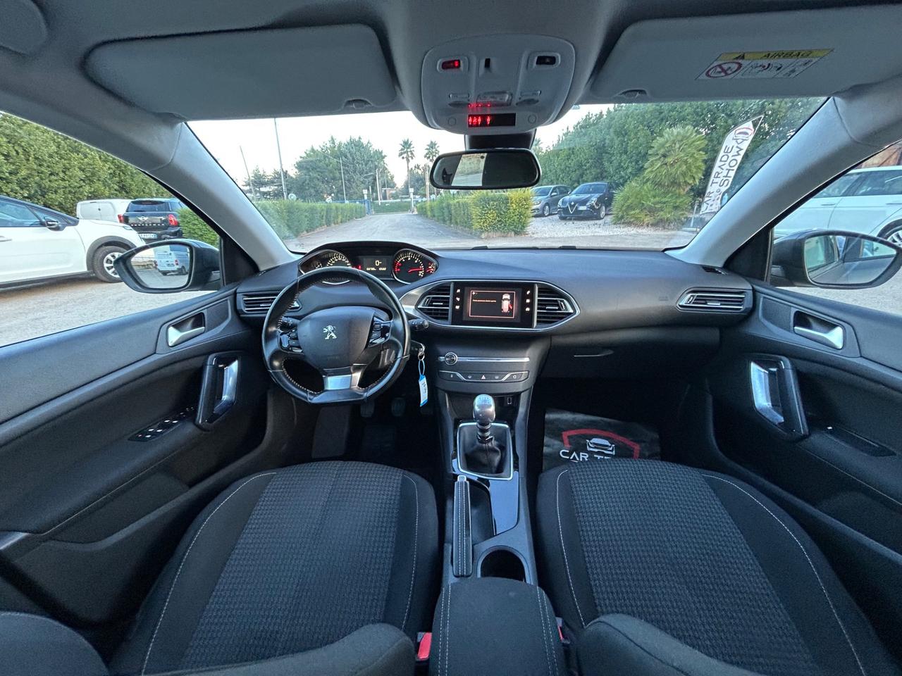Peugeot 308 BlueHDi 130 S&S Business