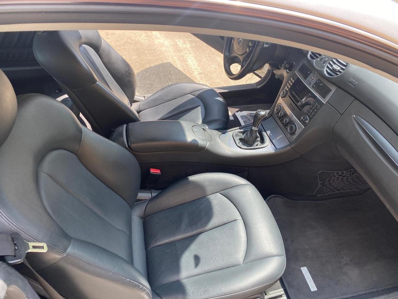 MERCEDES CLK 270 CDI MANUALE DAVVERO MOLTO BELLA GUARDA