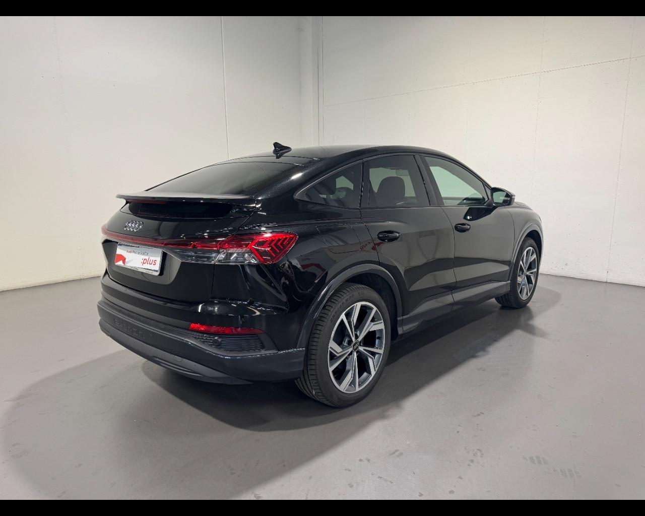 AUDI Q4 SPORTBACK 40 E-TRON BUSINESS ADVACNED