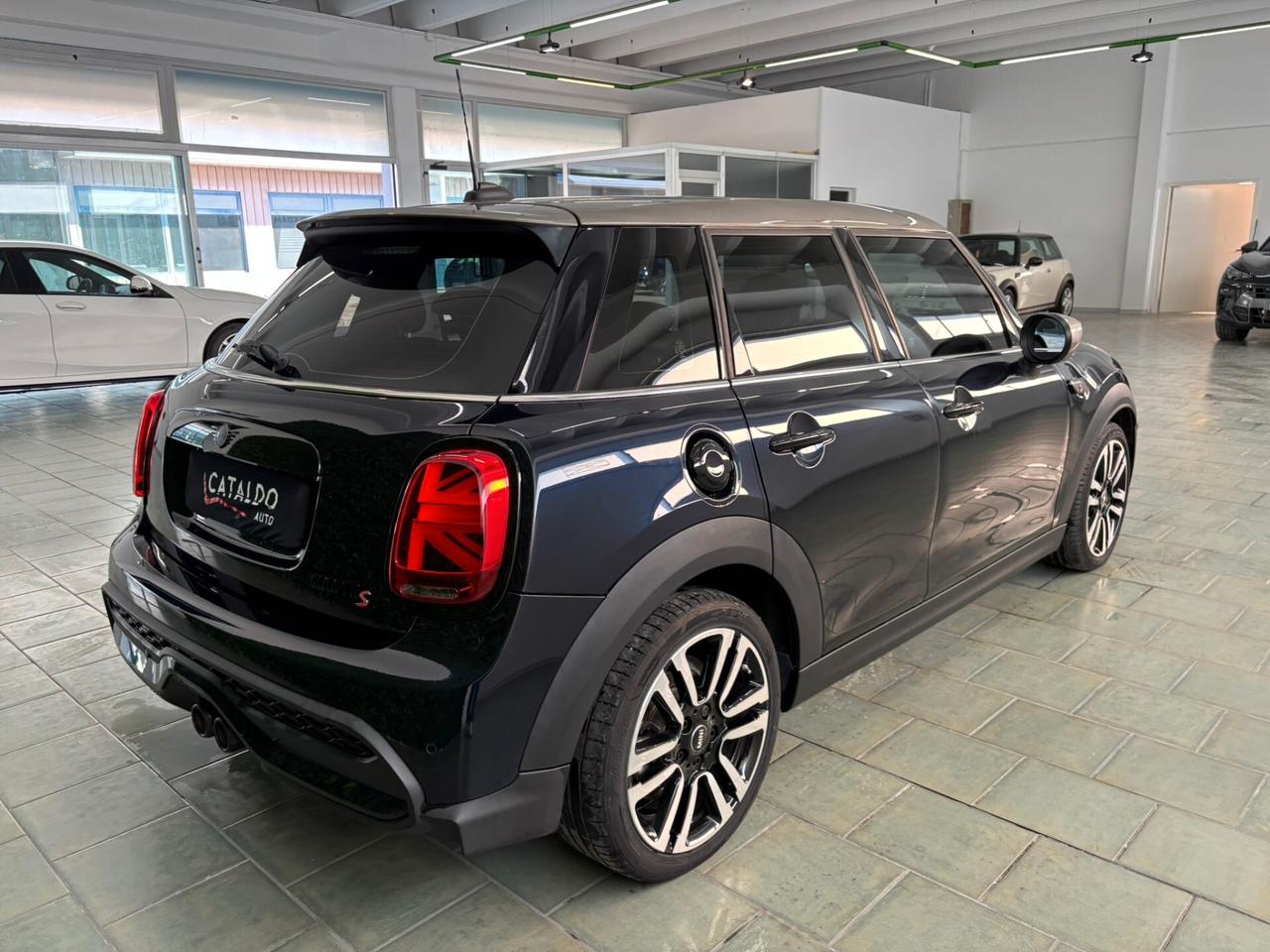 Mini Mini 2.0 Cooper S Resolute