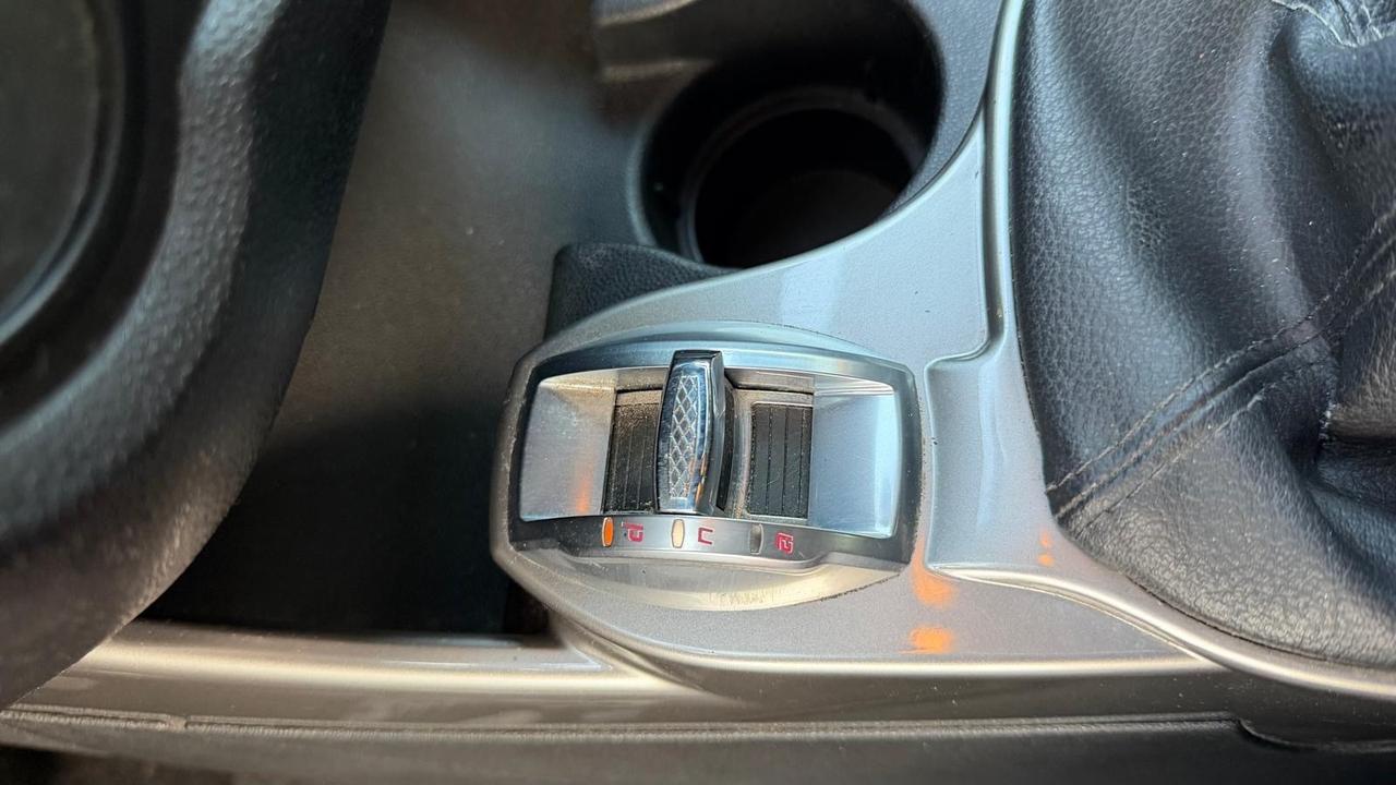 Alfa Romeo MiTo 1.6 JTDm 16V Distinctive Sport Pack