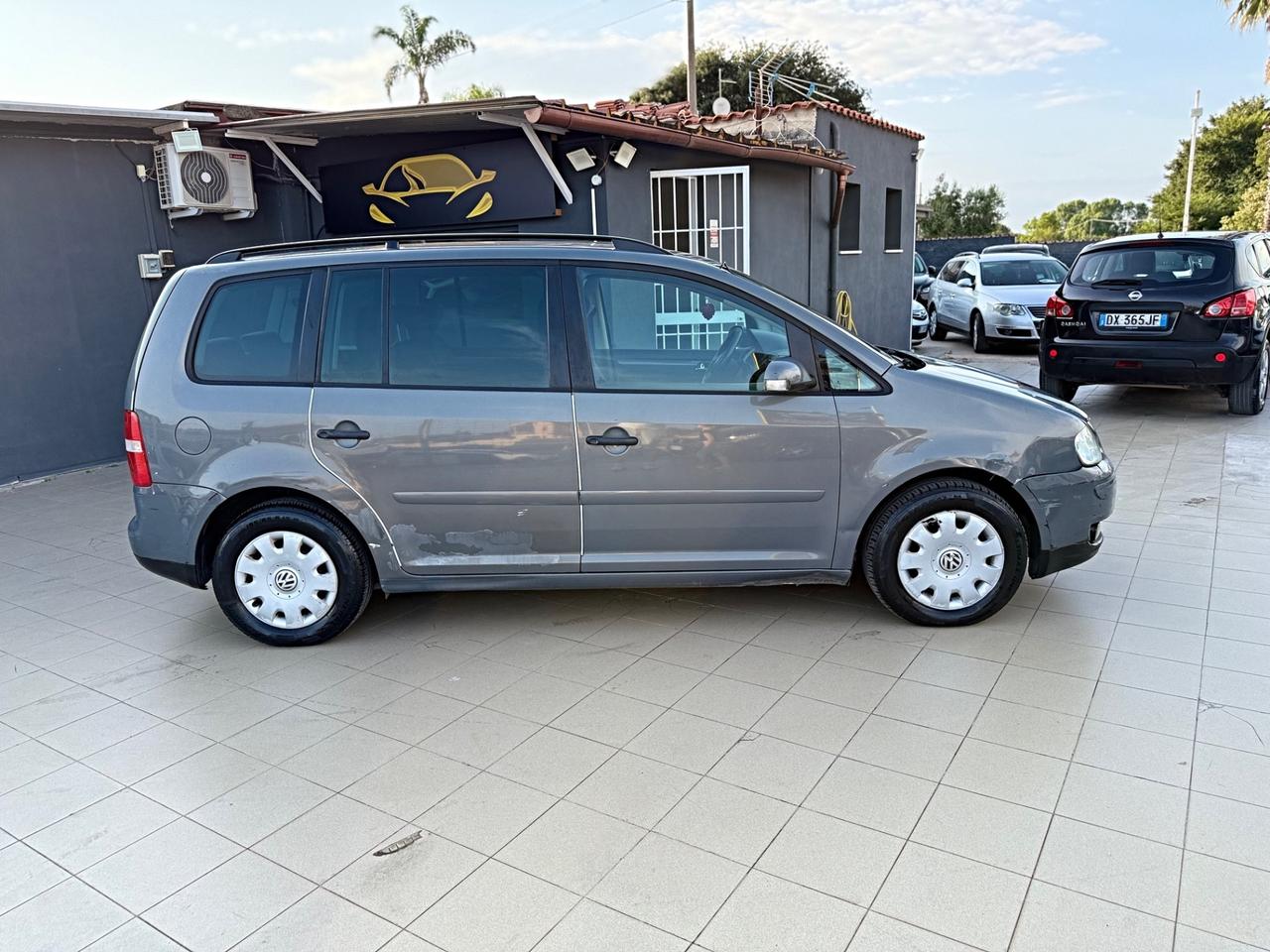 Volkswagen Touran 1.9 TDI 105CV Trendline Garanzia 12 Mesi