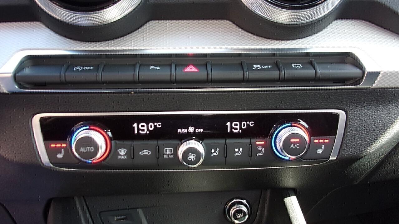 Audi Q2 30 TDI S tronic Admired Advanced