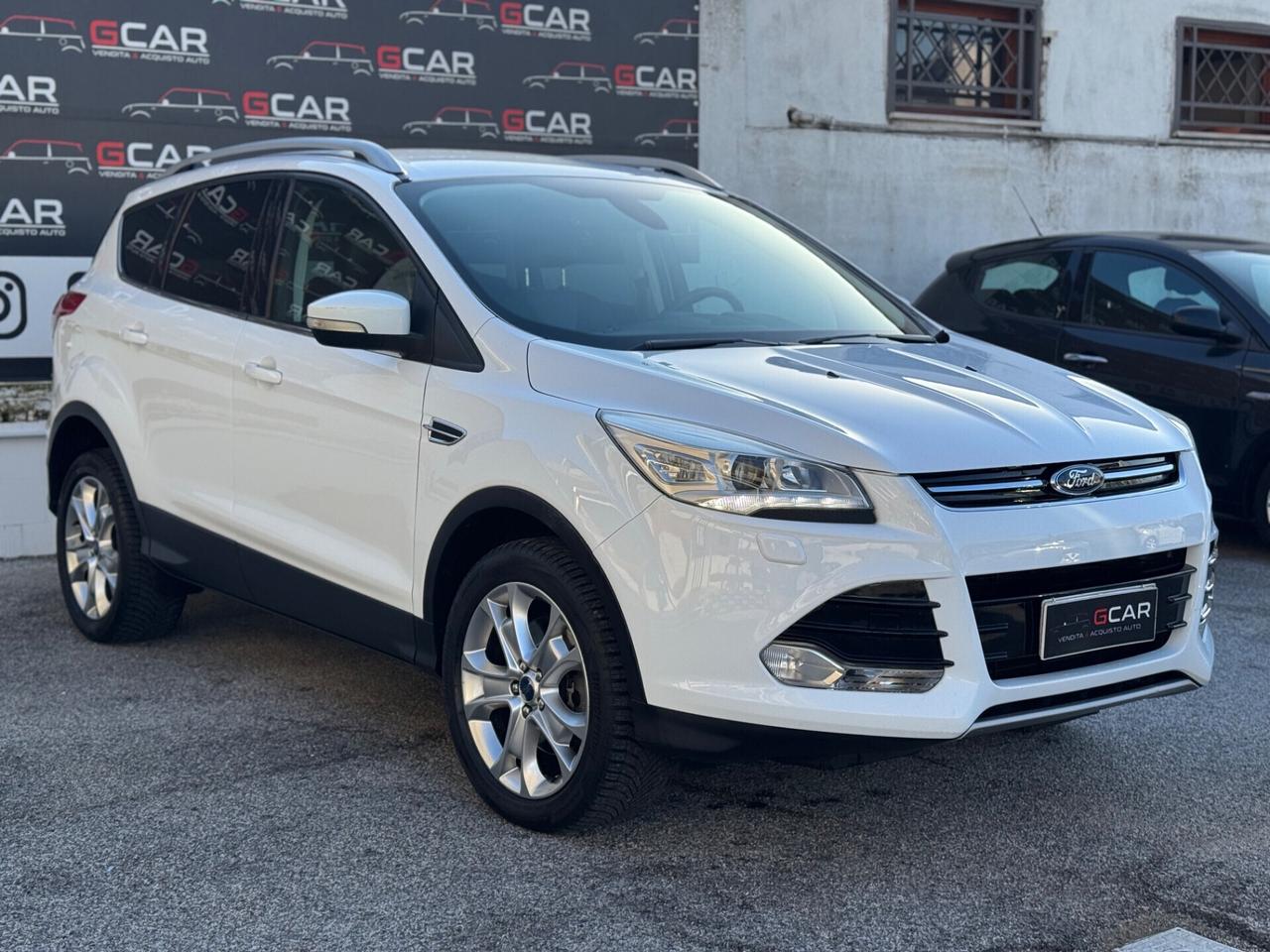 Ford Kuga 2.0 TDCI 150 CV S&S 4WD Powershift Titanium