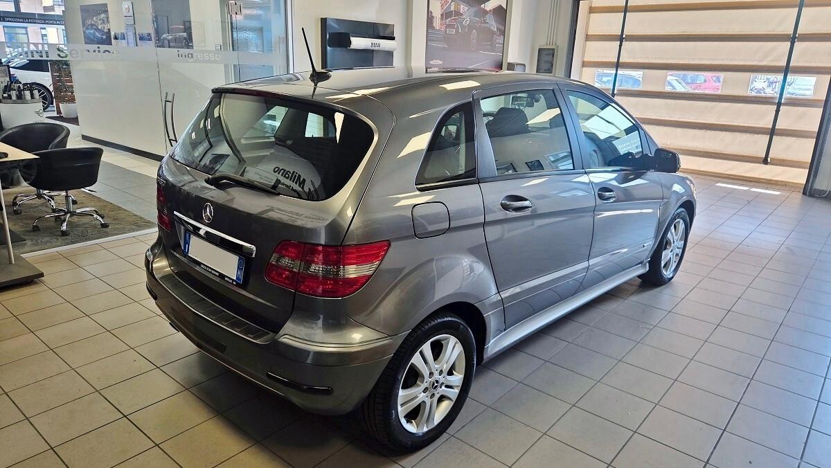 Mercedes-benz B 180 BlueEFFICIENCY Executive