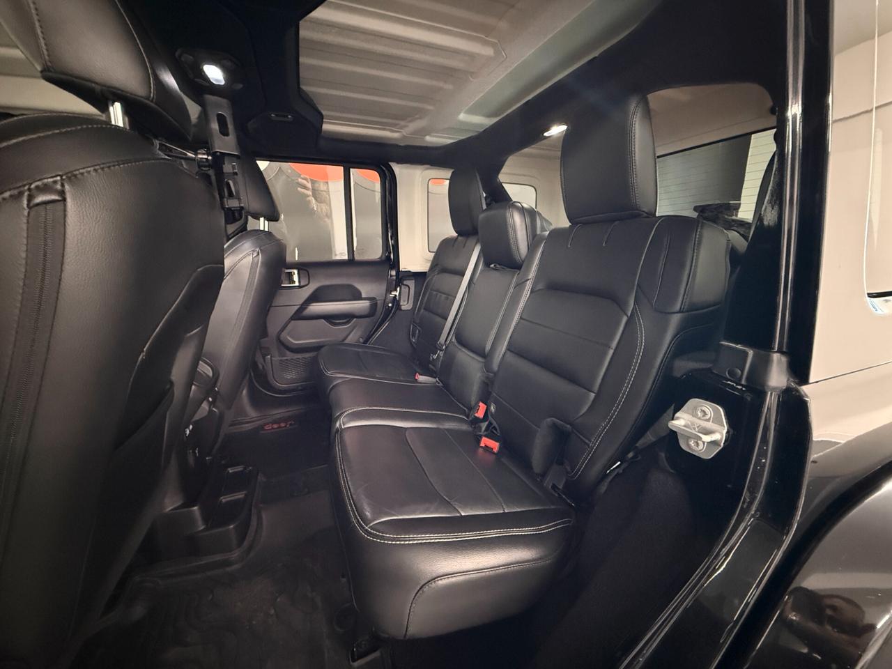 Jeep Wrangler Unlimited 2.2 Mjt II Night Eagle