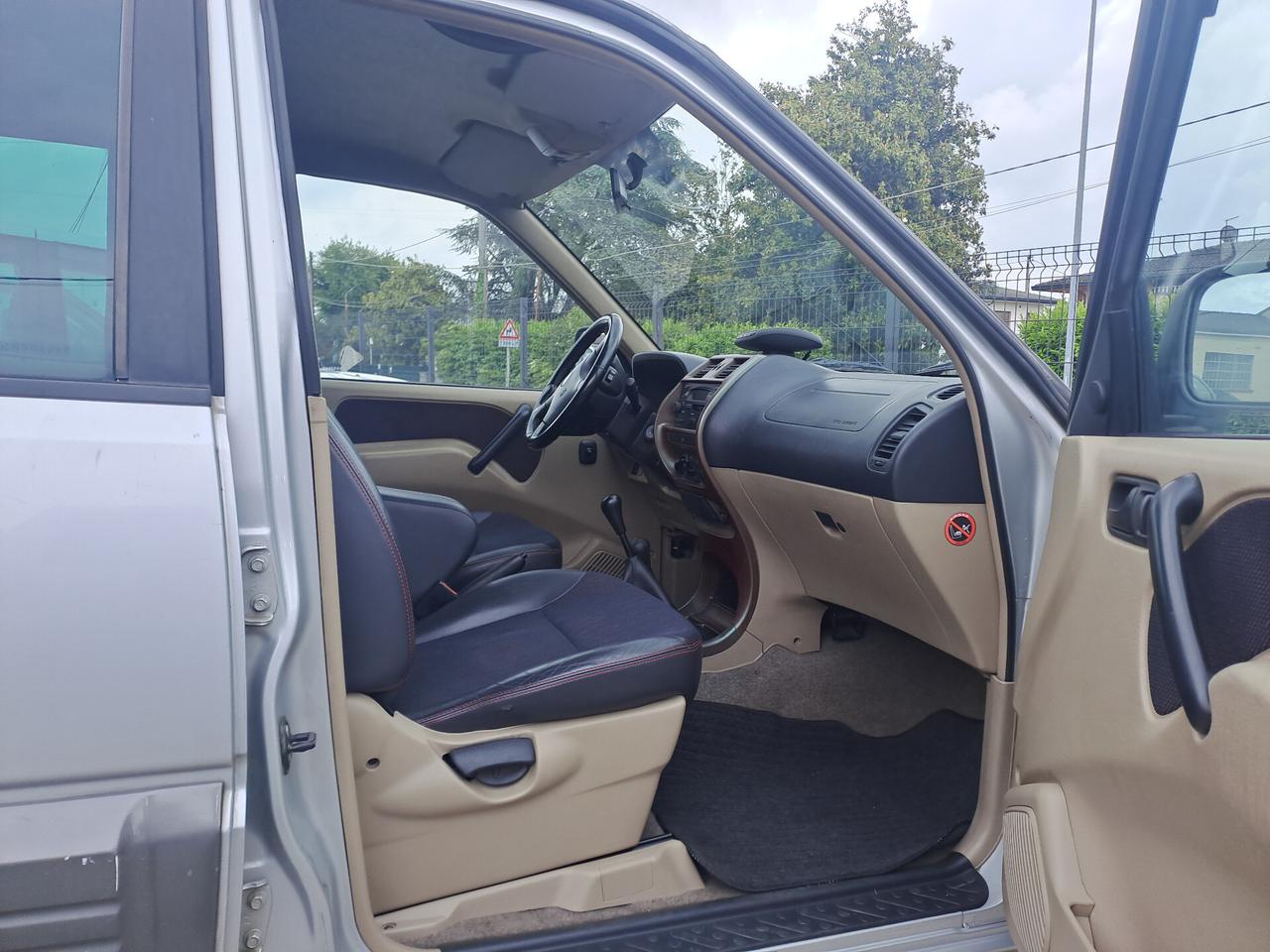 Nissan Terrano II 2.7 Tdi 5 porte Anniversary-2001