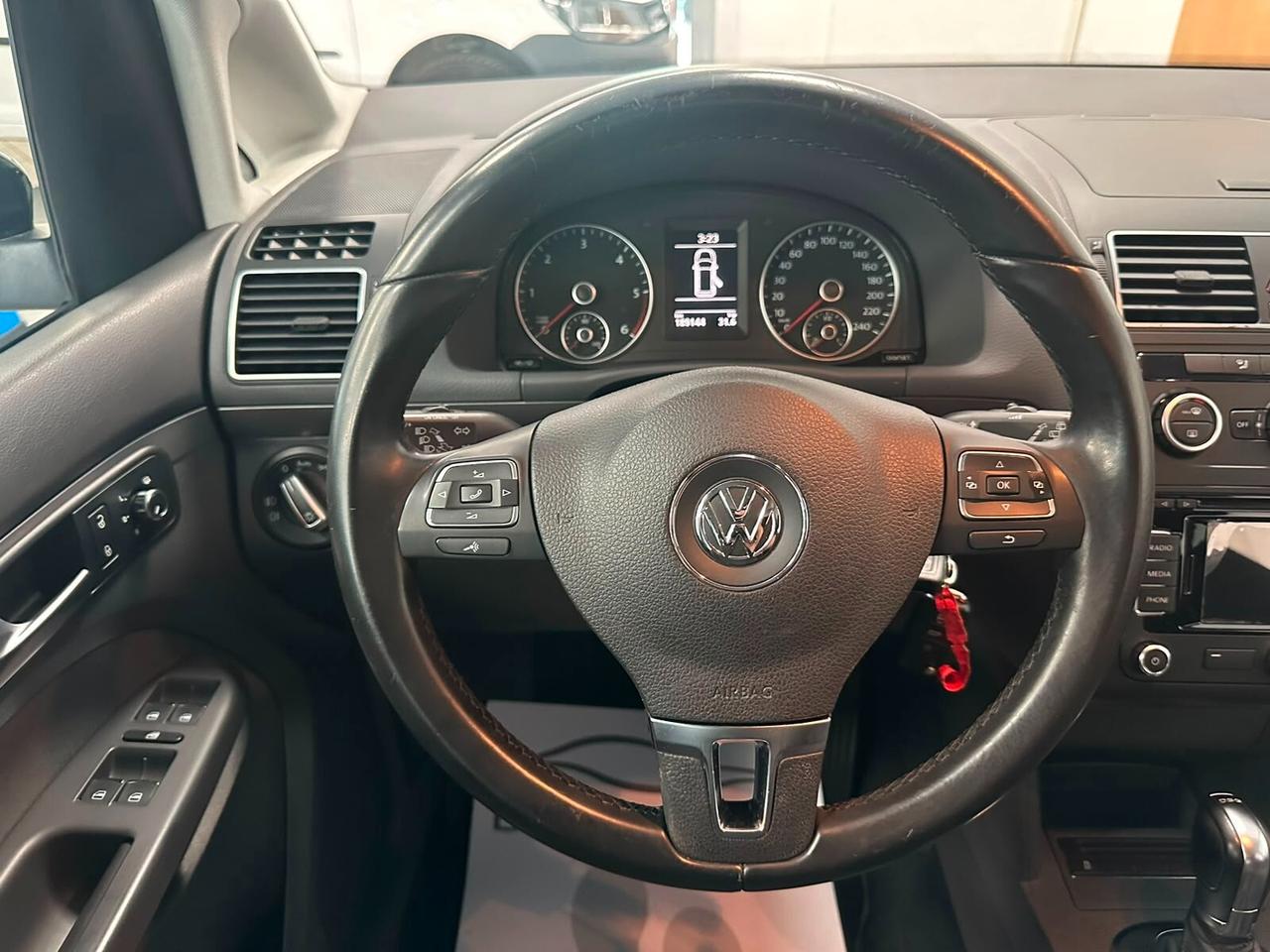 Volkswagen Touran Business 1.6 TDI DSG Comfortline