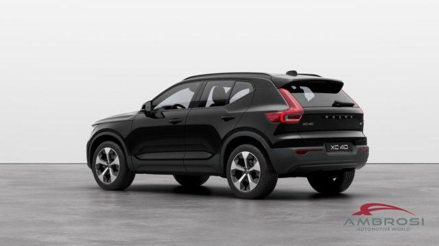 VOLVO XC40 B3 Mild hybrid Benzina Ultra Dark