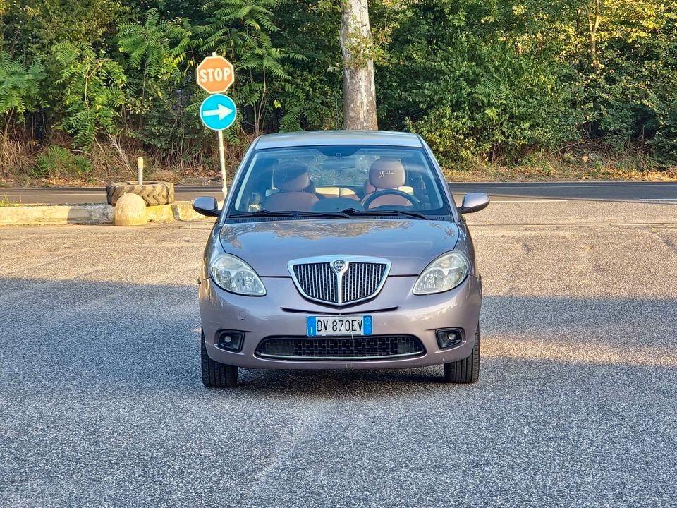 Lancia Ypsilon 1.2 Argento 60CV E4 2009 Benzina NEO