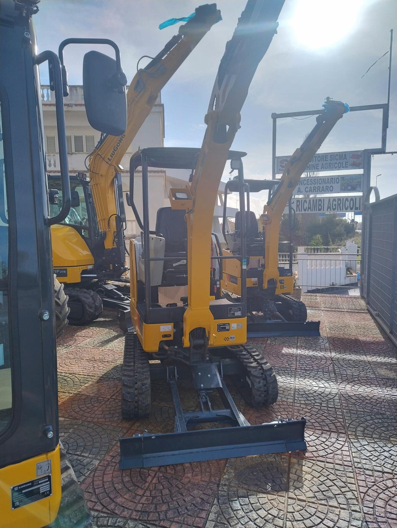 Escavatore Nuovo LiuGong 9018F (18 Quintali)