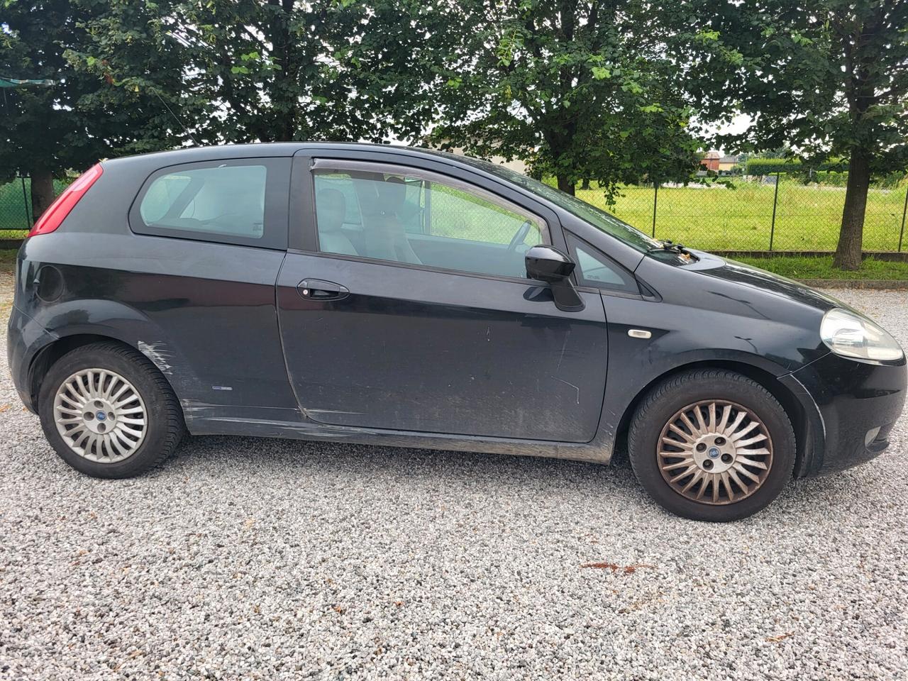 Fiat Grande Punto Grande Punto 1.3 MJT 75 CV 3 porte Active