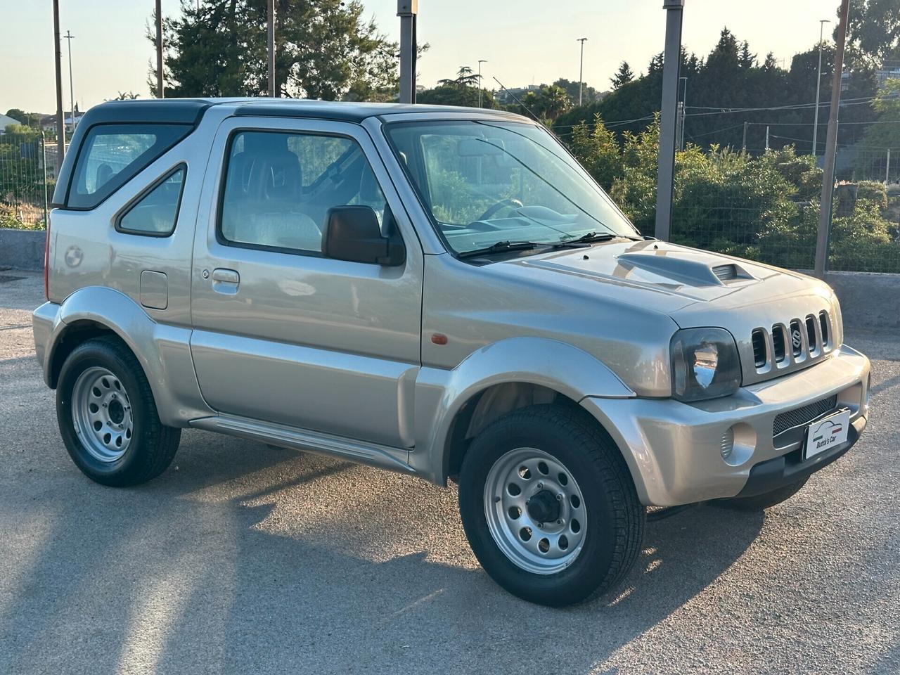 Suzuki Jimny 1.5 DDiS 4WD Cabrio – con Hard Top